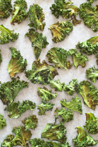 baked curly kale chips