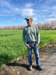 Farmer, Isidro Hurtado
